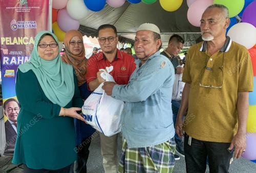 SENATOR FUZIAH SALLEH
