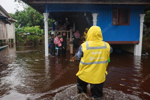 EDAR BANTUAN PENDUDUK BANJIR