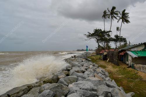 TINJAUAN KEADAAN CUACA