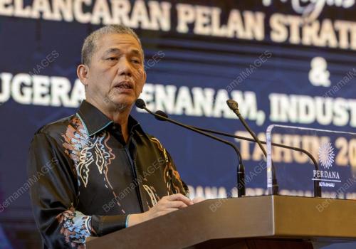 DATUK SERI FADILLAH YUSOF
