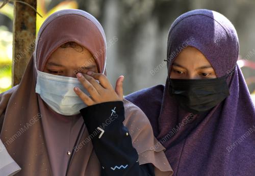 PENGEBUMIAN JENAZAH ADUN MELOR