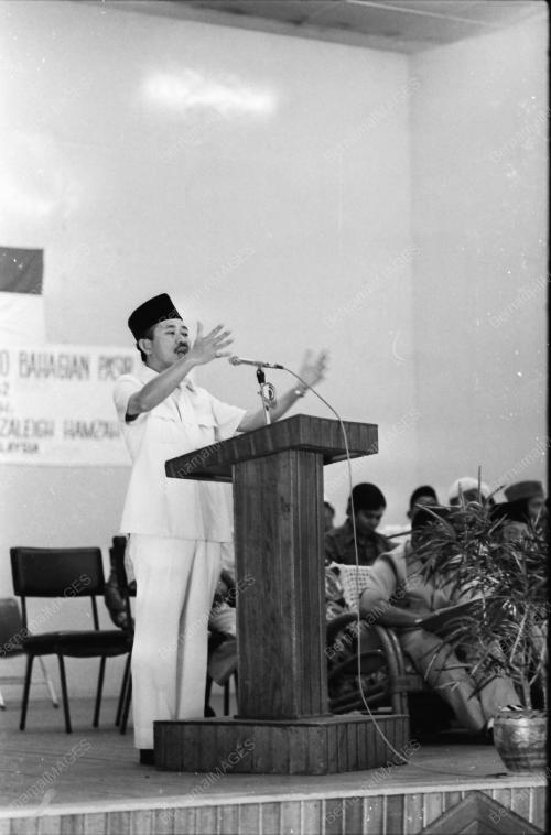 UMNO