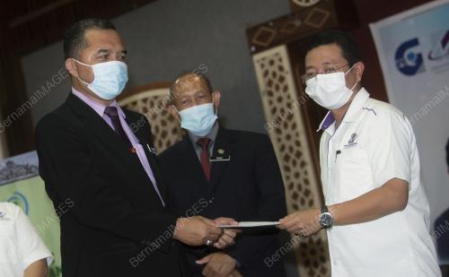DATUK DR. MOHD NIZAR SUDIN