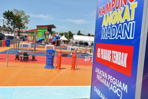 KAMPUNG ANGKAT MADANI