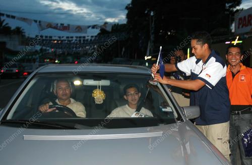 KHAIRY JAMALUDDIN