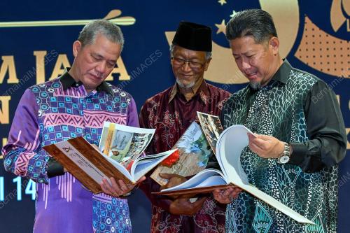 DATUK SERI FADILLAH YUSOF