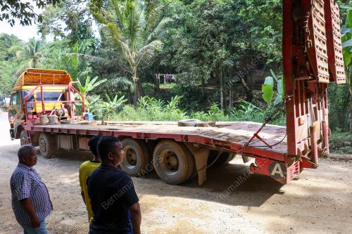 JALAN ROSAK