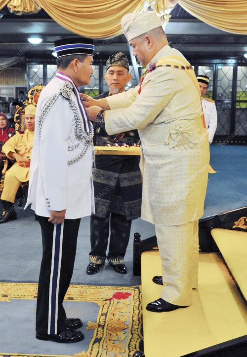 SULTAN MUHAMMAD KE-V