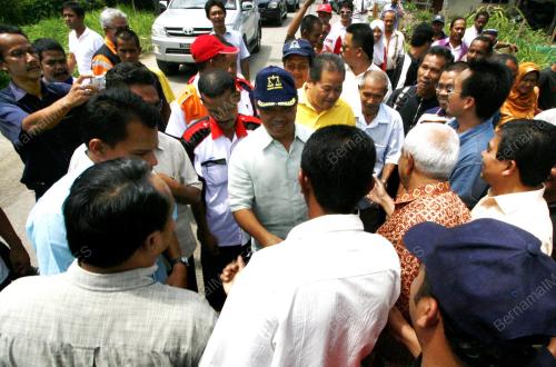 MUHYIDDIN YASSIN
