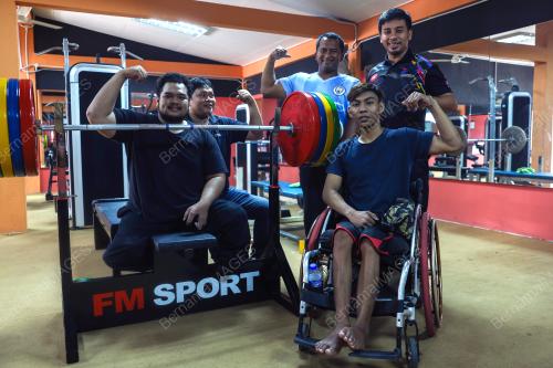 PASUKAN POWERLIFTING KELANTAN