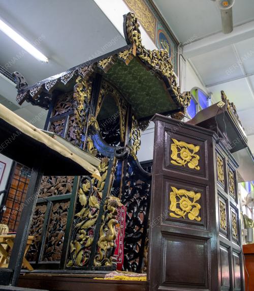 MIMBAR MASJID KAMPUNG LAUT
