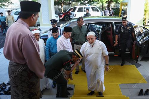 SULTAN MUHAMMAD V