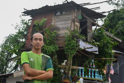 PONDOK ATAS POKOK SEBAGAI TEMPAT PERLINDUNGAN SEMENTARA