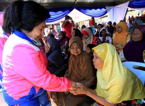 KB09_18012015_BANTUAN_BANJIR
