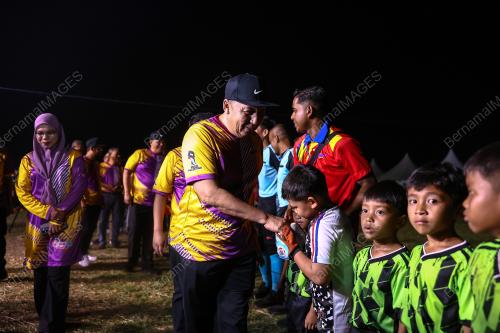 DATUK AHMAD JAZLAN YAAKUB