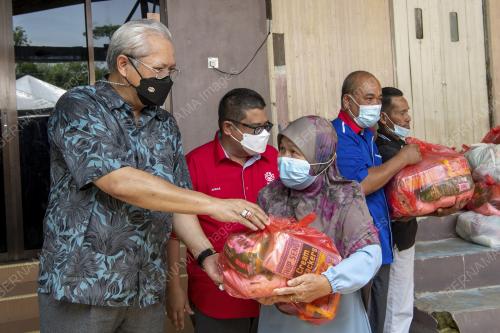TAN SRI ANNUAR MUSA