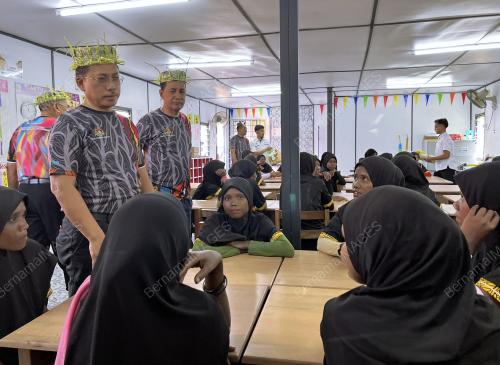 AZMAN ADNAN