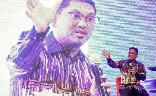 DATUK SERI AHMAD FAIZAL AZUMU
