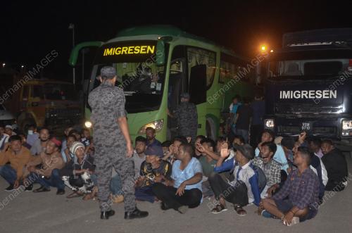 OPERASI BERSEPADU GUA MUSANG