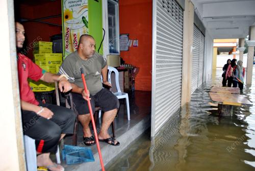KB09_24122012_BANJIR