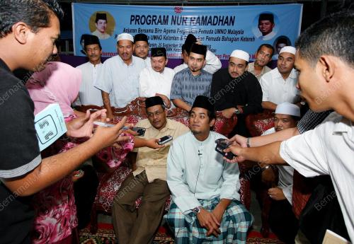 KHAIRY JAMALUDDIN