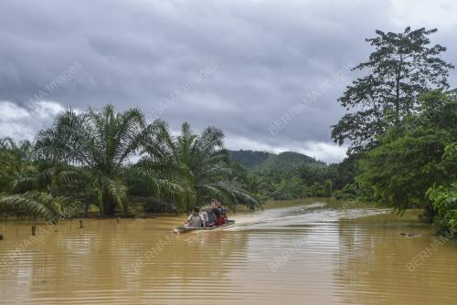 TINJAUAN BANJIR DI KELANTAN