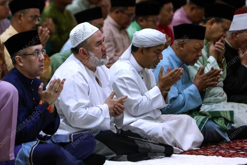 SULTAN MUHAMMAD V