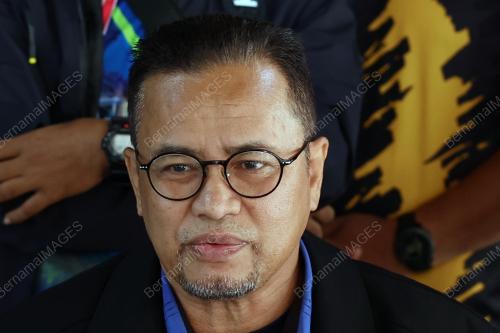 AZMAN ISMAIL