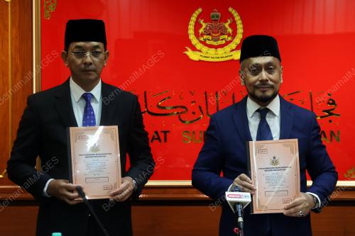 DATUK DR TENGKU MOHAMED FAZIHARUDEAN TENGKU FEISSAL