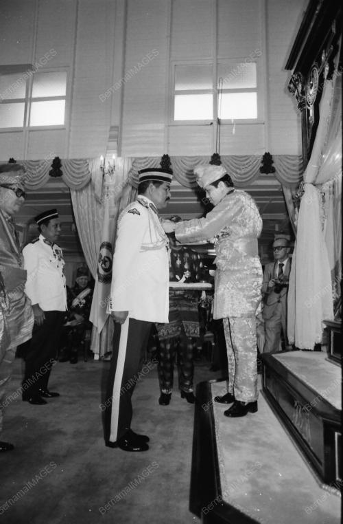 HARI KEPUTERAAN