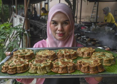 AKOK BUNGA