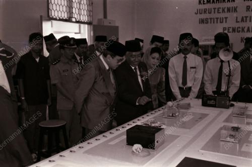 TUANKU ISMAIL PETRA (SULTAN KELANTAN)