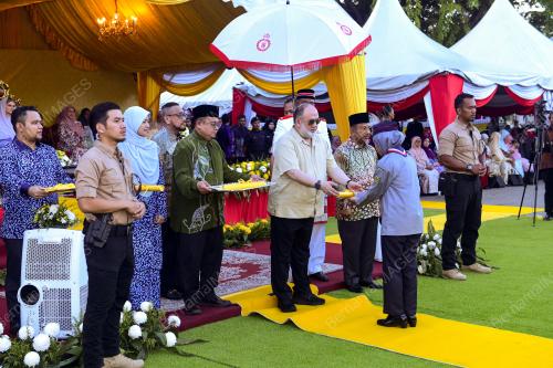 SULTAN MUHAMMAD V