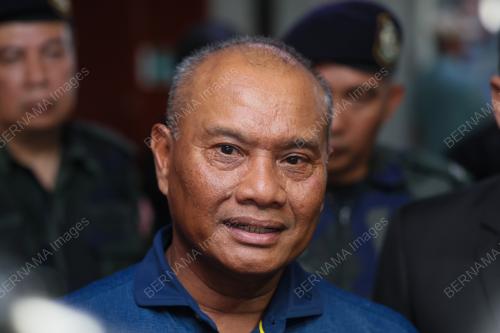 AHMAD RADZI HUSSAIN