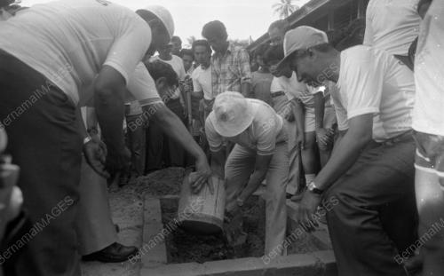 KB10_11082015_ALAM_SEKITAR