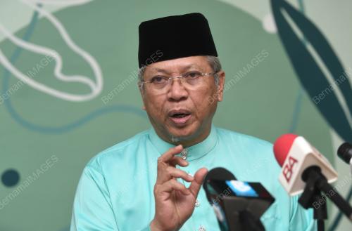 TAN SRI ANNUAR MUSA