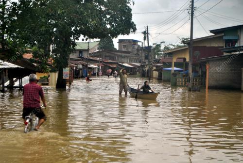 KB10_13012014_BANJIR_JALAN