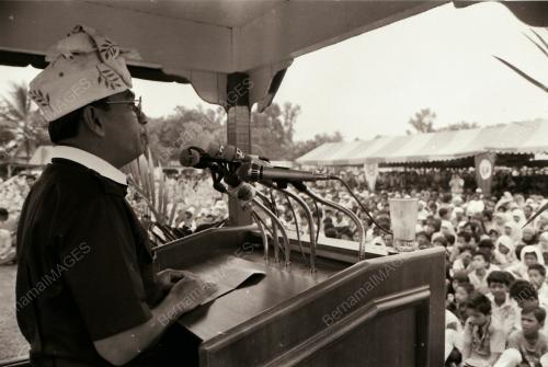DATO' SERI DR. MAHATHIR BIN MOHAMAD