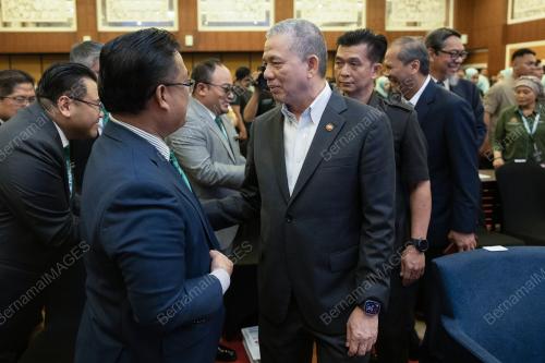 DATUK SERI FADILLAH YUSOF