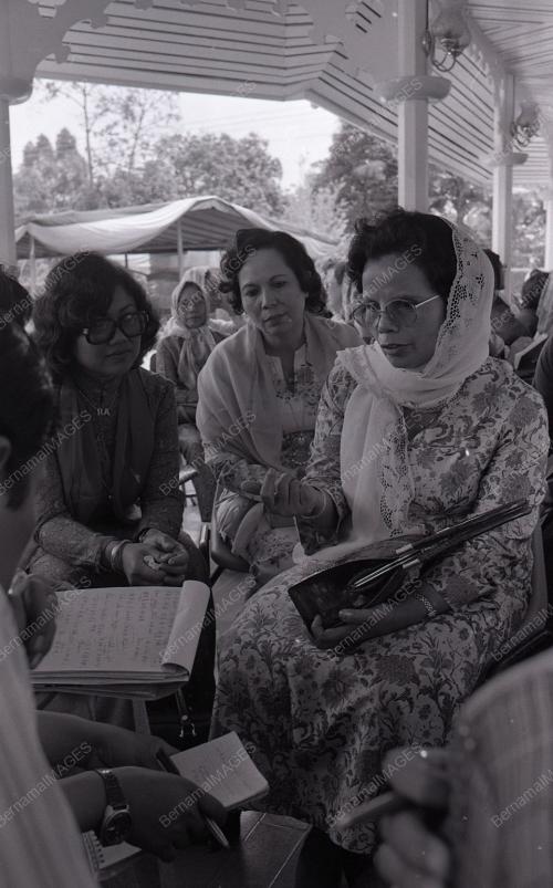 AISHAH GHANI