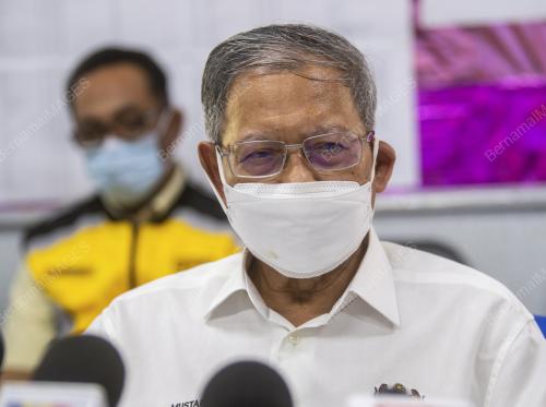 DATUK SERI MUSTAPA MOHAMED