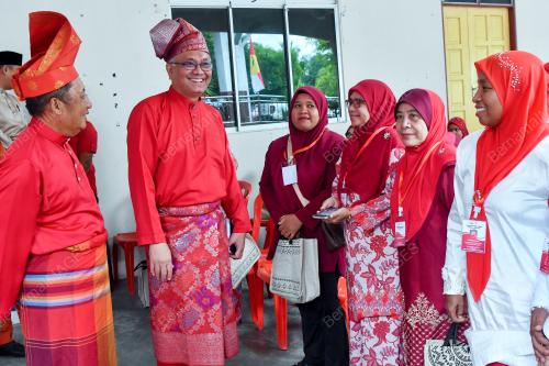 DATUK SERI DR SHAMSUL ANUAR NASARAH