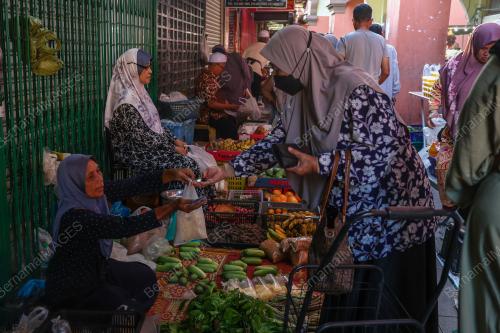 PENIAGA WANITA PASAR SITI KHADIJAH