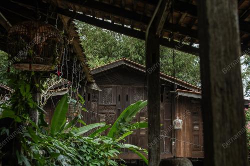 RUMAH SINGGORA