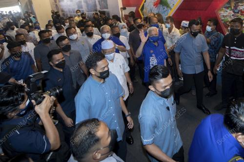 DATUK SERI ISMAIL SABRI YAAKOB
