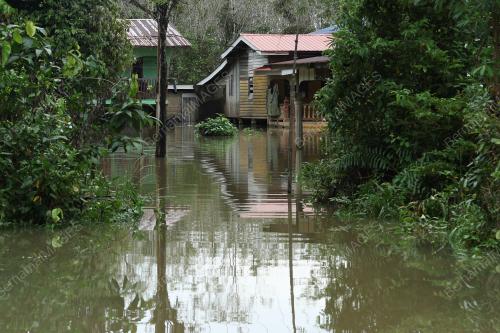 TINJAUAN BANJIR DI KG TERSANG