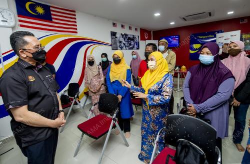 DATUK SERI MOHAMMAD MENTEKÃŠ
