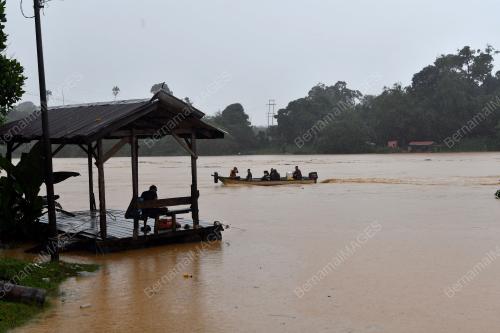 TINJAUAN PARAS AIR SUNGAI KELANTAN