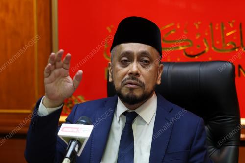 DATUK DR TENGKU MOHAMED FAZIHARUDEAN TENGKU FEISSAL