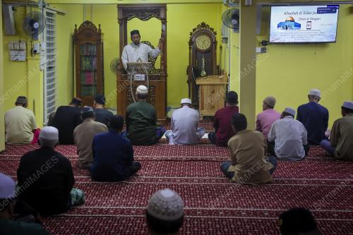 SOLAT JUMAAT KETIKA BANJIR